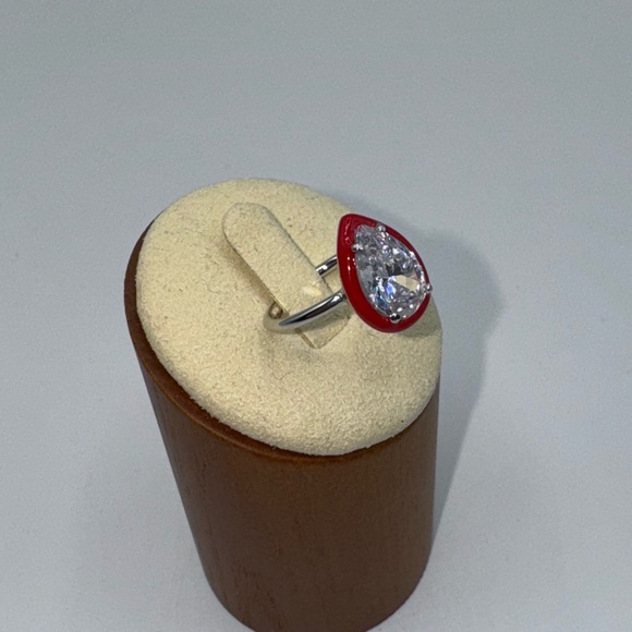 18k 2ct Enamel Pear Cut Ring - Picture 8 of 11